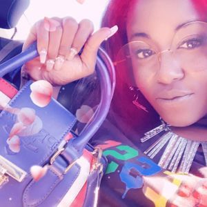 Meet your Posher, Nakia